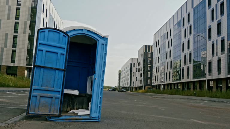 Best Deluxe Portable Toilet Rental  in Lebanon, VA